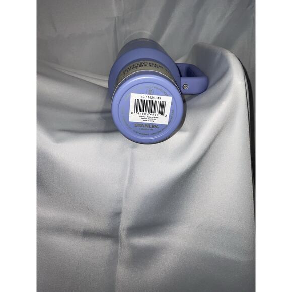 Stanley Quencher H20 Flowstate Tumbler - 40 Oz. - Hydrangea - Picture 3 of 5